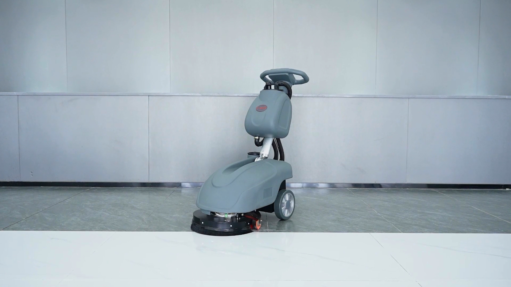 揚(yáng)子洗地機(jī)YZ-X1使用視頻